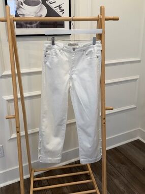 White Women’s Jeans - Classic Straight Fit
